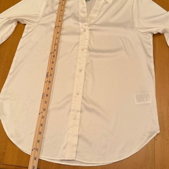 NWT H&M CREAM OFF-WHITE SATIN-Y BLOUSE BUTTON UP COLLAR SIZE SMALL OFFICE WORK - Picture 9 of 9